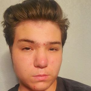 Meet your Posher, Ethan